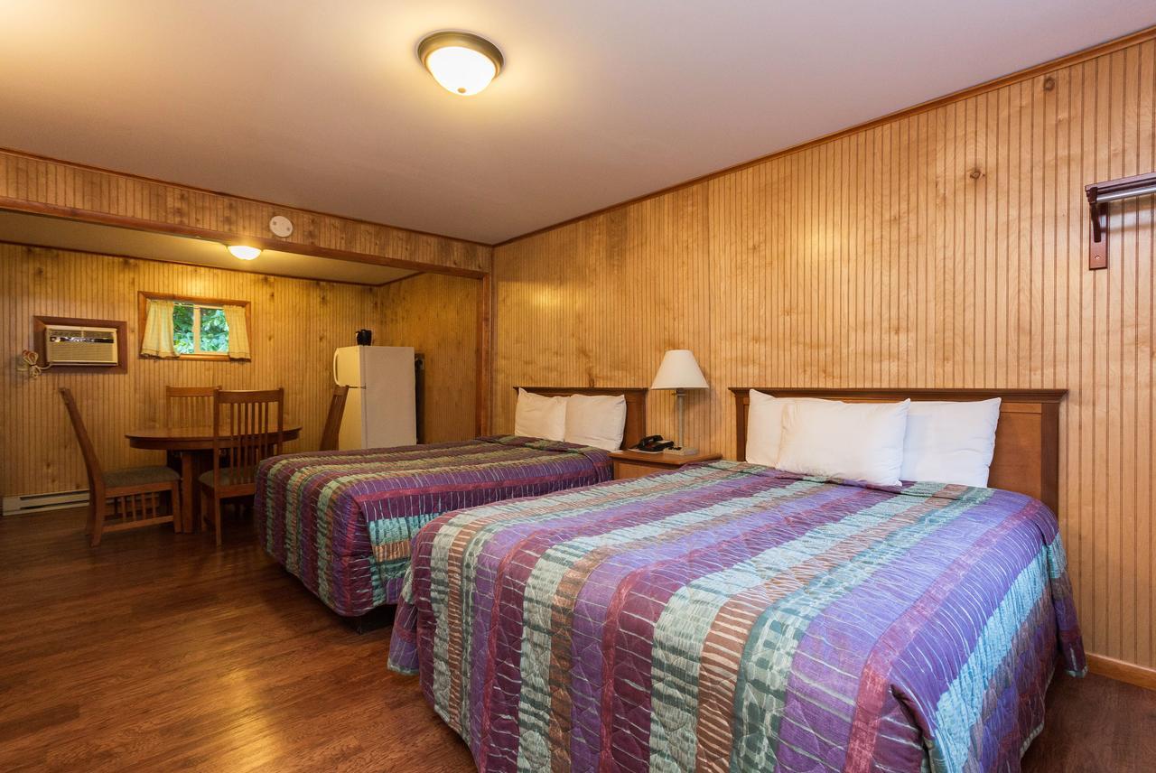Flamingo Resort On Lake George Diamond Point Exterior photo